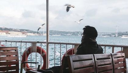 爱游戏中国官方登录入口网站-阿尔阿赫利替补阵容贡献稳定，艾尔阿赫利