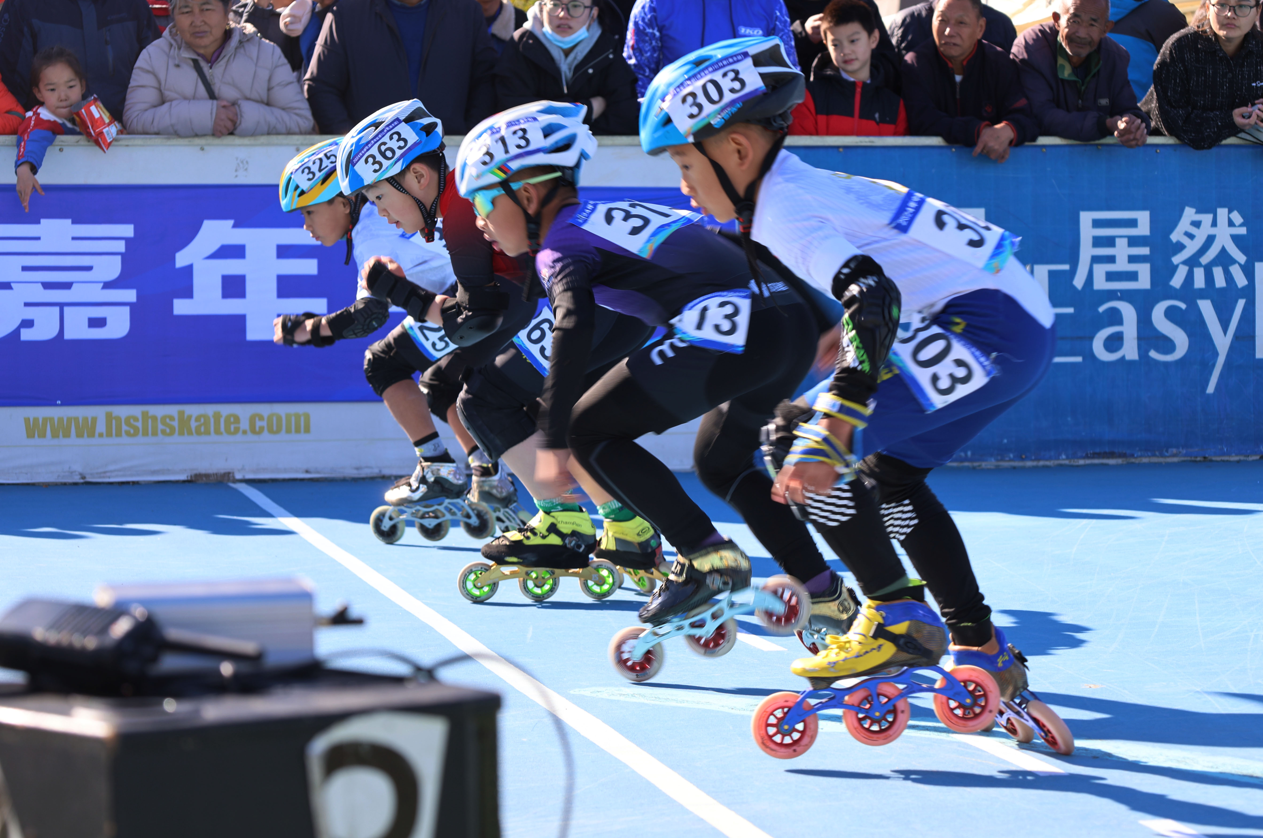 大型全市轮滑巡游,锻炼身体又娱乐放松的简单介绍 大型全市轮滑巡游,锻炼身体又娱乐放松的简单介绍