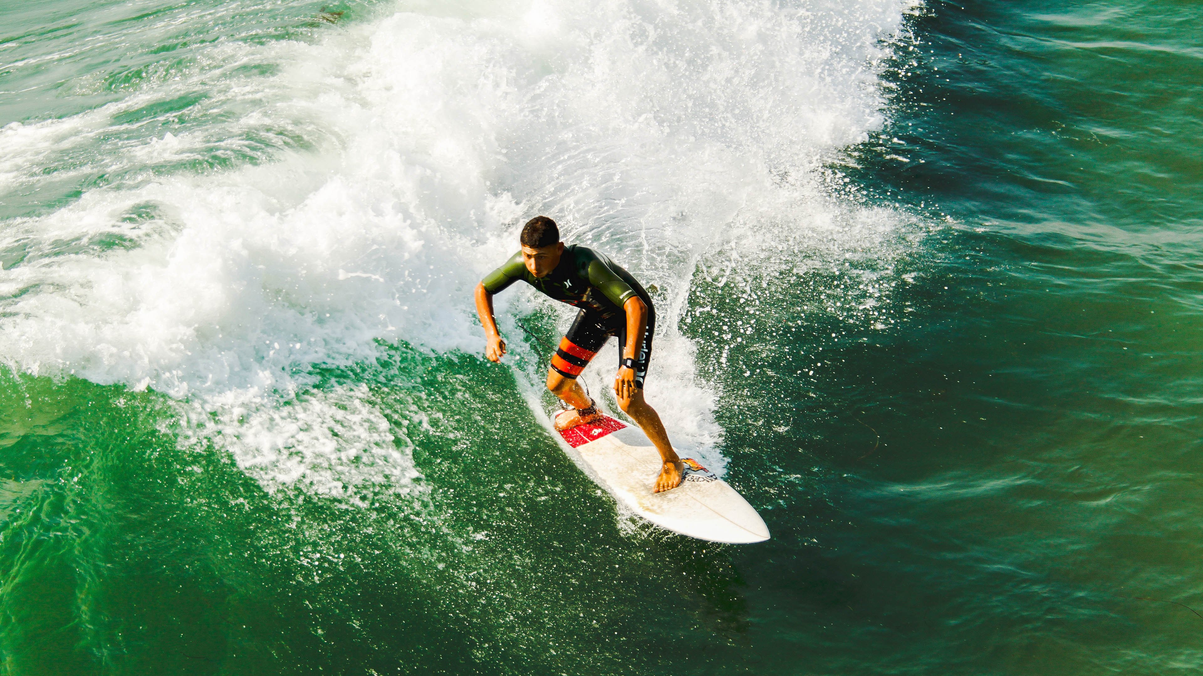 洛杉矶FC主帅谈战术调整,力求突破,洛杉矶fc球衣